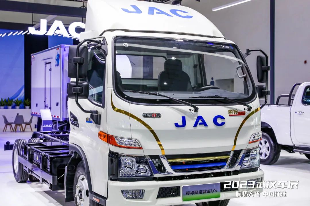 091538057ufi.jpg 091538057ufi.jpg